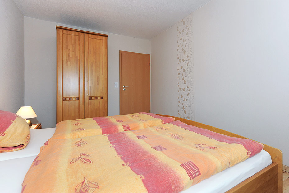 Ferienwohnung „Muschel“ (Nr. 4) - Schlafzimmer 1