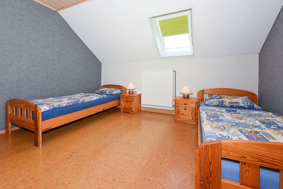 Ferienwohnung „Düne“ (Nr. 8) - Schlafzimmer 2/Kinderzimmer