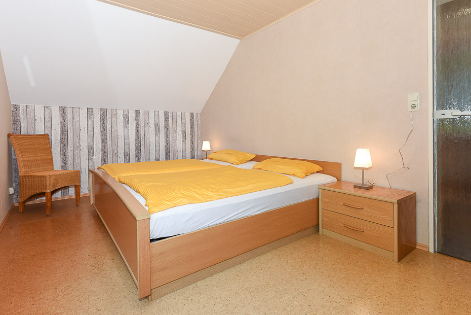 Ferienwohnung „Düne“ (Nr. 8) - Schlafzimmer