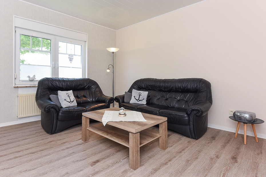 Ferienwohnung „Düne“ (Nr. 8) - Wohnzimmer