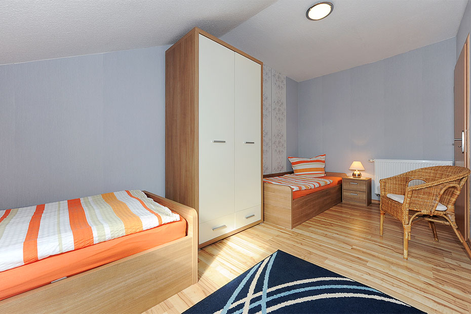 Ferienwohnung „Strandkorb“ (Nr. 5) - Schlafzimmer 2/Kinderzimmer