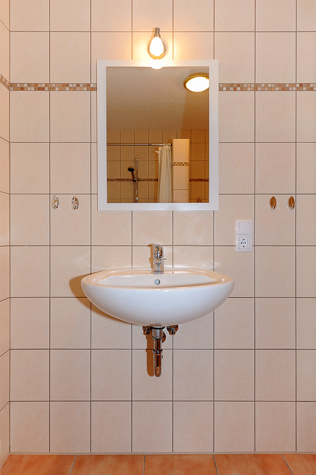 Ferienwohnung „Wattwurm“ (Nr. 6) - Badezimmer