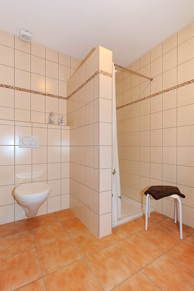 Ferienwohnung „Wattwurm“ (Nr. 6) - Badezimmer