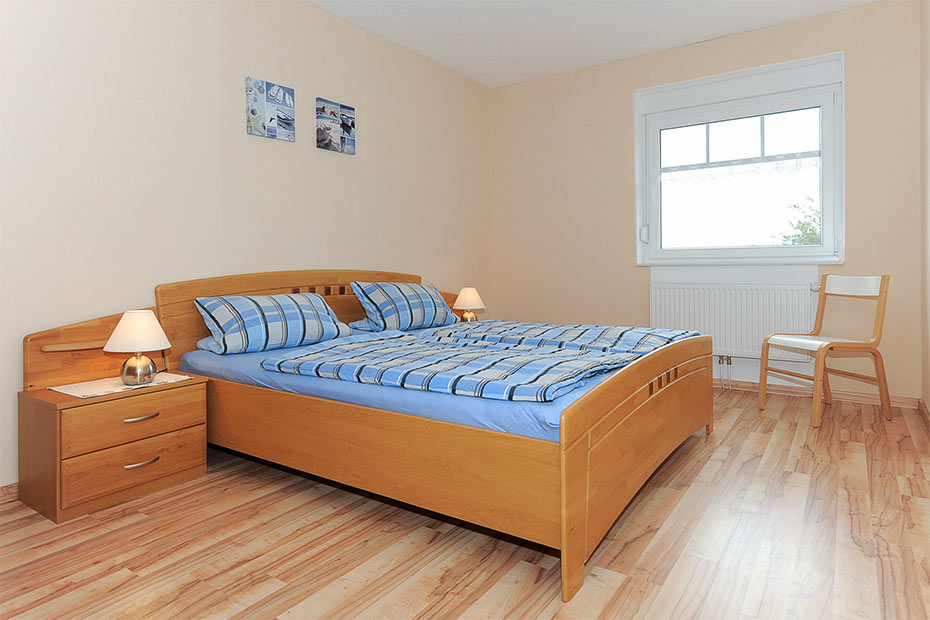 Ferienwohnung „Wattwurm“ (Nr. 6) - Schlafzimmer 1