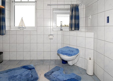 Ferienwohnung „Deichwind“ - Badezimmer