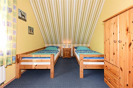 Ferienwohnung „Deichwind“ - Schlafzimmer 2/Kinderzimmer