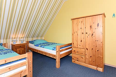 Ferienwohnung „Deichwind“ - Schlafzimmer 2/Kinderzimmer