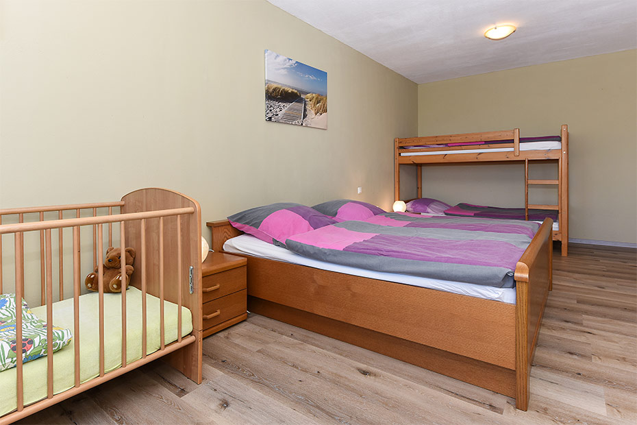 Ferienwohnung - Schlafzimmer 2/Kinderzimmer