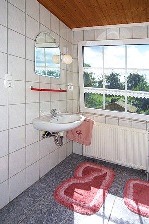 Ferienwohnung 2 - Badezimmer