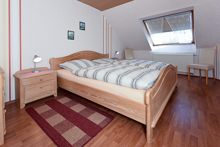 Ferienwohnung 2 - Schlafzimmer 1