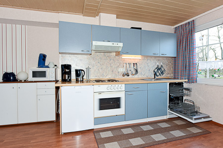 Ferienwohnung 2 - Wohnzimmer mit integriertem Küchenbereich