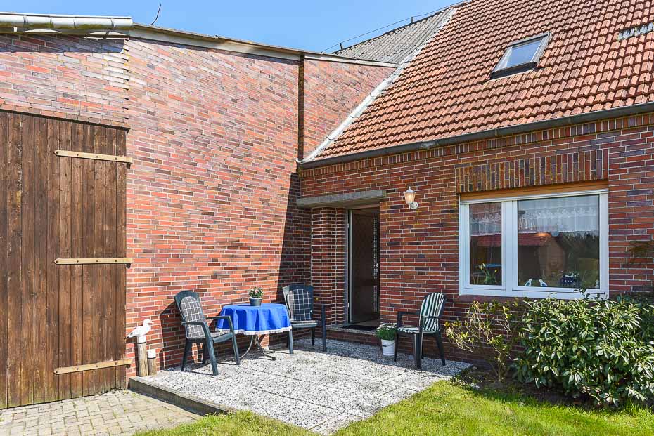 Ferienwohnung „Abendstern“ - Terrasse und Garten