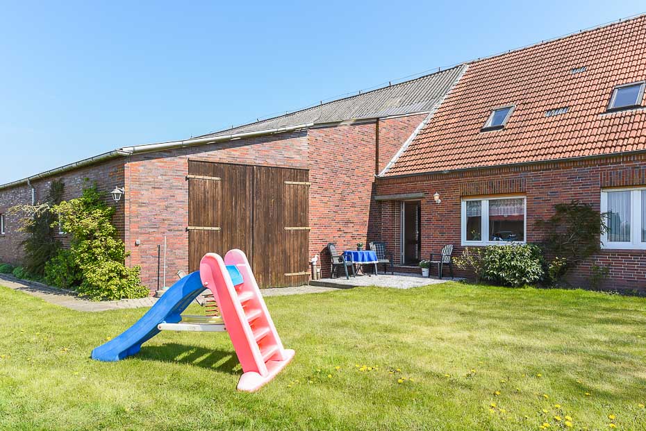Ferienwohnung „Abendstern“ - Terrasse und Garten