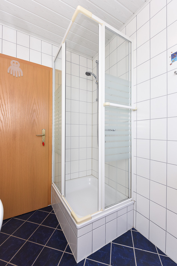 Ferienwohnung „Fresena“ - Badezimmer