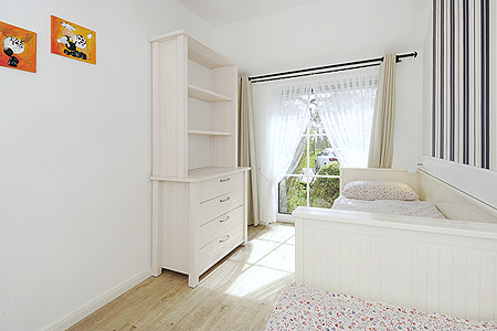 Ferienwohnung „An't Peerstall“ - Schlafzimmer 2/Kinderzimmer