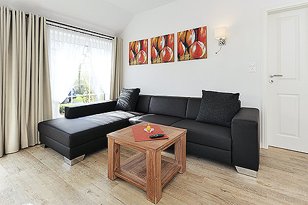 Ferienwohnung „An't Peerstall“ - Wohn- und Schlafraum