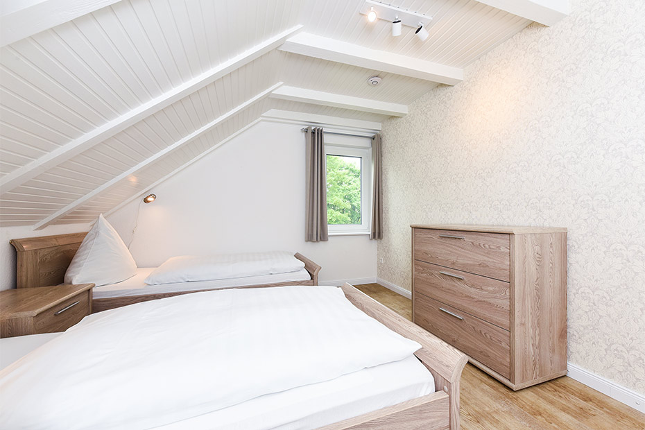 Ferienwohnung Balkonwohnung - Schlafzimmer 2/Kinderzimmer