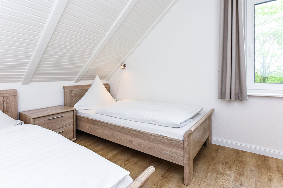 Ferienwohnung Balkonwohnung - Schlafzimmer 2/Kinderzimmer