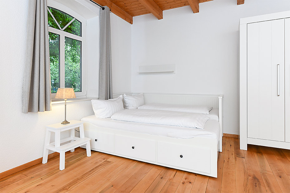 Ferienwohnung Deichwohnung - Schlafzimmer 1