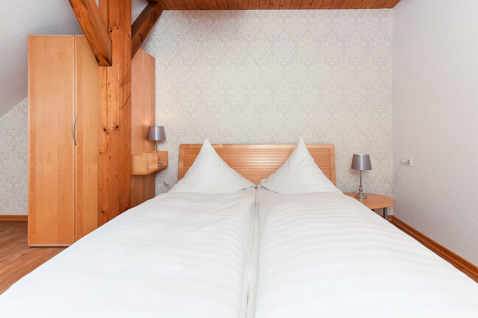 Ferienwohnung Erlenwohnung - Schlafzimmer 1