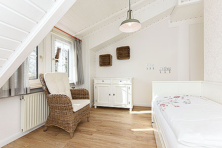 Ferienwohnung „Früchtboen“ - Schlafzimmer 2/Kinderzimmer