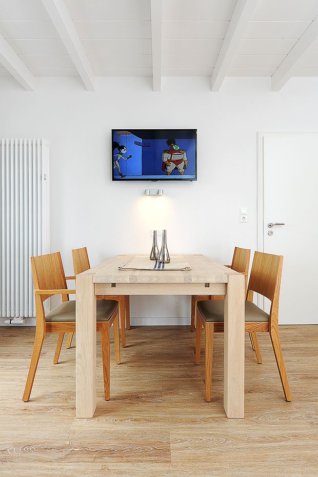 Ferienwohnung Milchkammer 6 - Wohnzimmer mit integriertem Küchenbereich