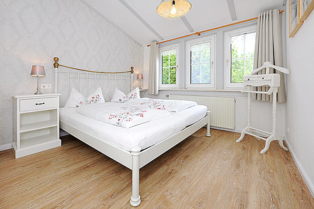 Ferienwohnung „Ünnert Oeken“ - Schlafzimmer 1