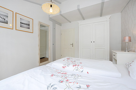 Ferienwohnung „Ünnert Oeken“ - Schlafzimmer 1