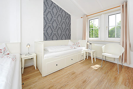 Ferienwohnung „Ünnert Oeken“ - Schlafzimmer 2/Kinderzimmer