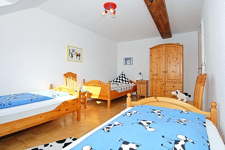 Ferienwohnung „Kuh“ - Schlafzimmer 2/Kinderzimmer