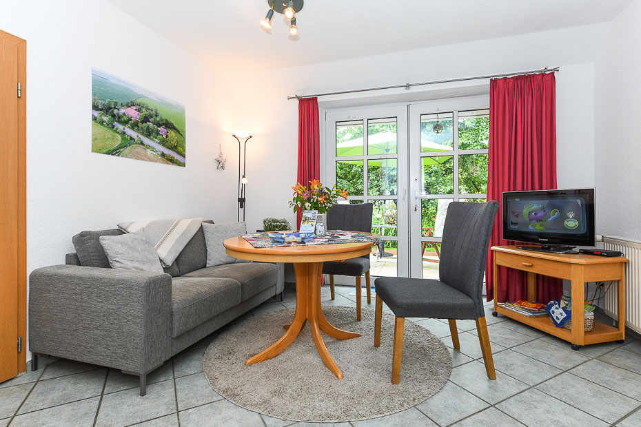 Ferienwohnung „Seestern“ - Wohnraum mit integrierter Küche