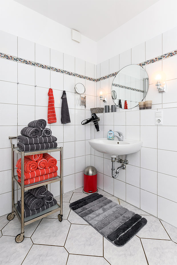 Ferienwohnung „Utkiek“ - Badezimmer
