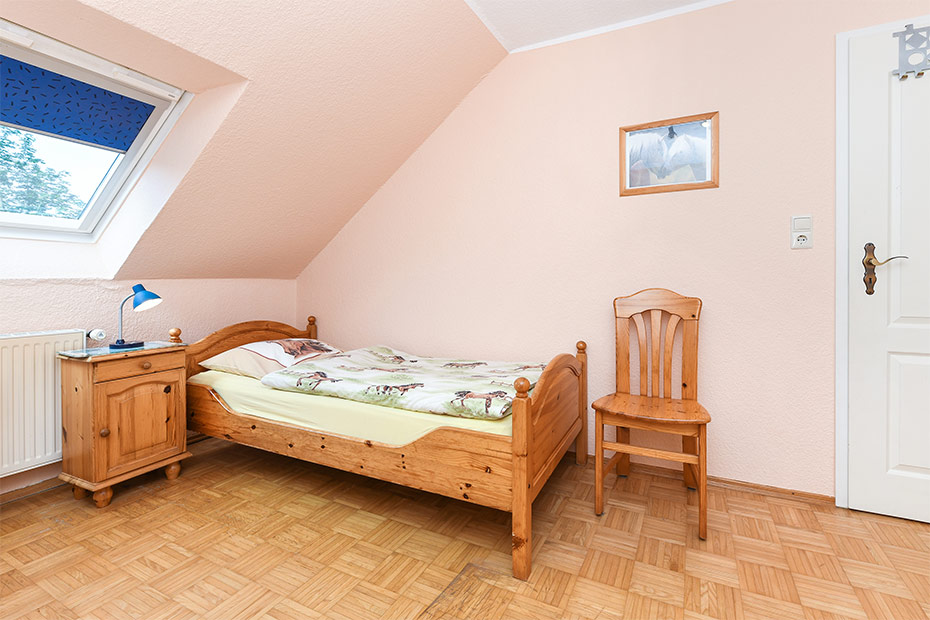 Ferienwohnung „Utkiek“ - Schlafzimmer 2/Kinderzimmer