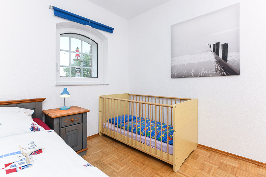 Ferienwohnung „Utkiek“ - Schlafzimmer 1