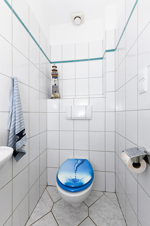 Ferienwohnung „Utkiek“ - separates WC im Obergeschoss