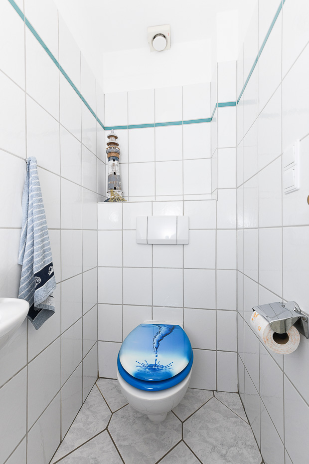 Ferienwohnung „Utkiek“ - separates WC im Obergeschoss