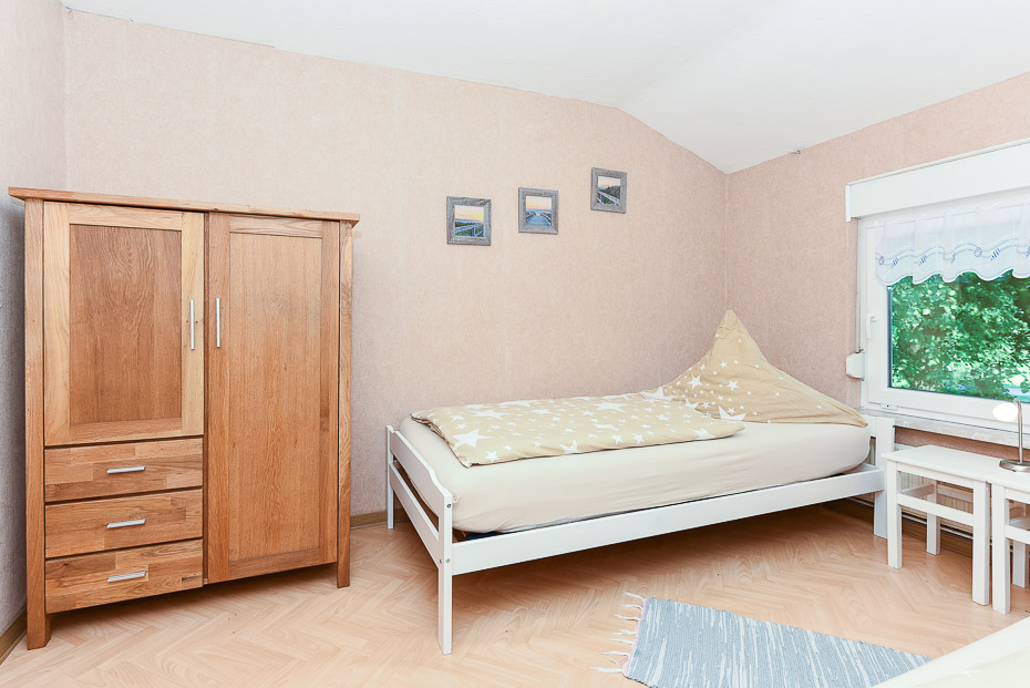 Ferienwohnung „Ost“ - Schlafzimmer 2/Kinderzimmer