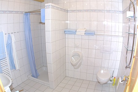 Ferienwohnung „Hafer“ - Badezimmer