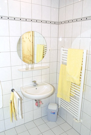 Ferienwohnung „Weizen“ - Badezimmer