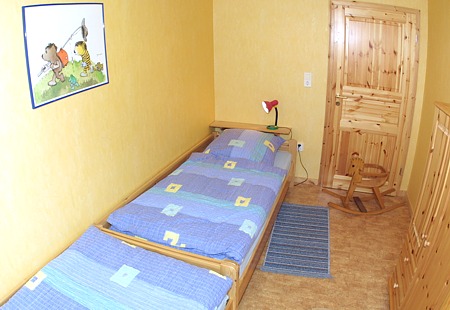 Ferienwohnung „Weizen“ - Schlafzimmer 2/Kinderzimmer