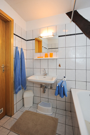 Ferienwohnung „Hof Tjarks“ - Badezimmer