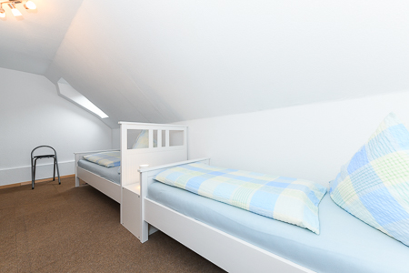 Ferienwohnung „Hof Tjarks“ - Schlafzimmer 2/Kinderzimmer
