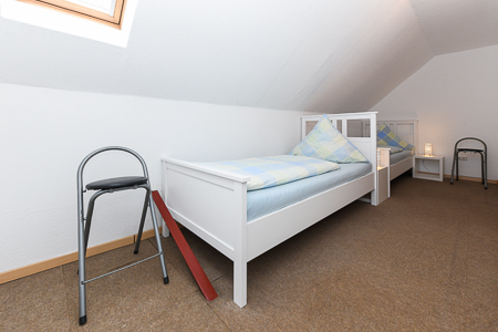 Ferienwohnung „Hof Tjarks“ - Schlafzimmer 2/Kinderzimmer