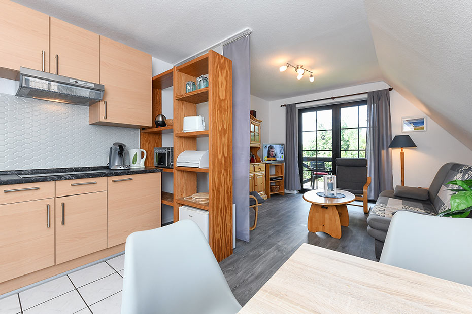 Ferienwohnung „Seepferdchen“ - Wohnraum mit integrierter Küche