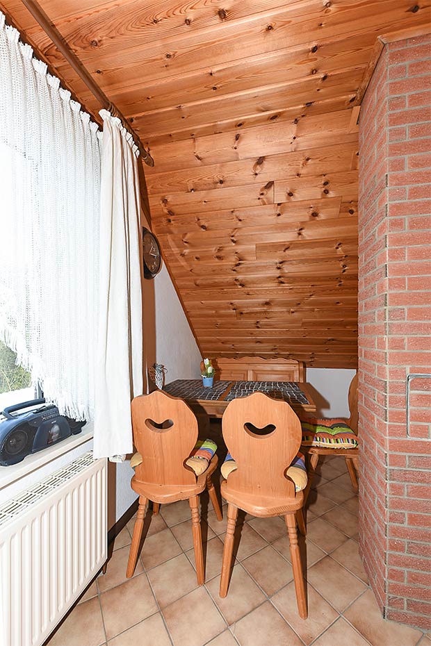 Ferienwohnung „Christophers“ - Wohnzimmer mit integriertem Küchenbereich