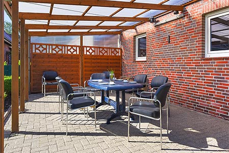 Ferienwohnung - Terrasse