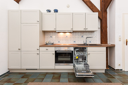 Ferienwohnung im Landhaus „Eulennest“ - Wohnzimmer mit integriertem Küchenbereich