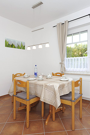 Ferienwohnung „Erdgeschoss“ - Küche