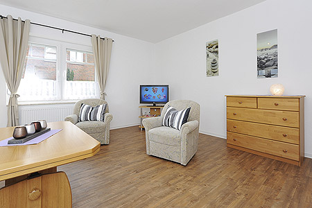 Ferienwohnung „Erdgeschoss“ - Wohnzimmer