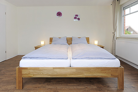 Ferienwohnung „Obergeschoss“ - Schlafzimmer 1